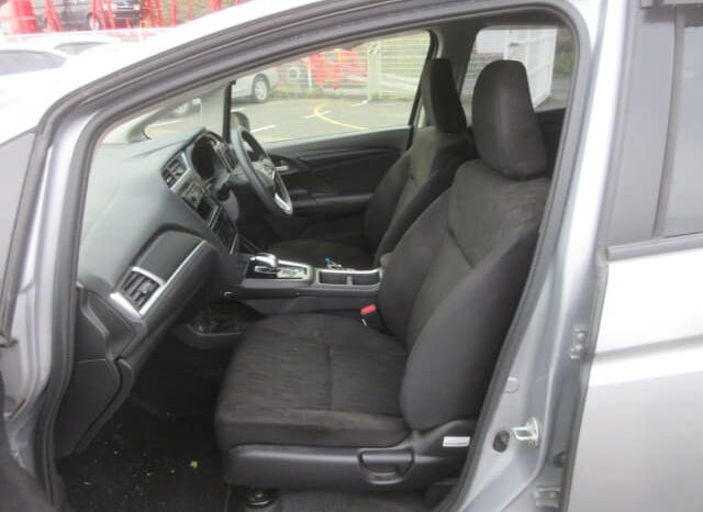2022 Honda Fit Shuttle Hybrid full