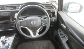 2022 Honda Fit Shuttle Hybrid full