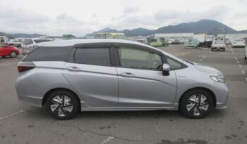 2022 Honda Fit Shuttle Hybrid full