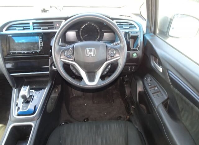 2021 Honda Fit Shuttle Hybrid full