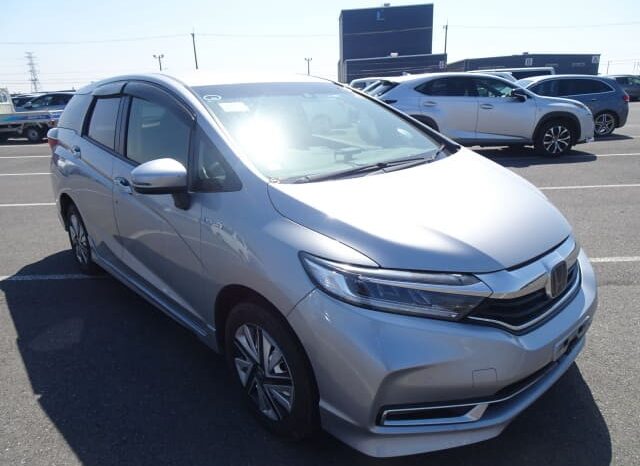 2021 Honda Fit Shuttle Hybrid full