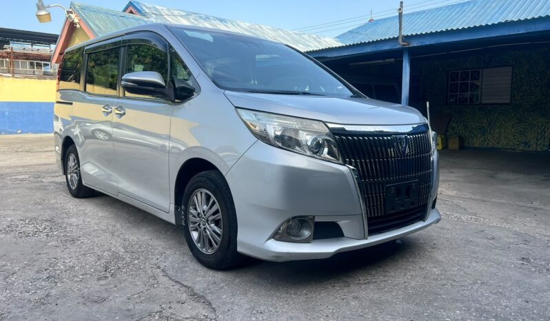 2017 Toyota Esquire full
