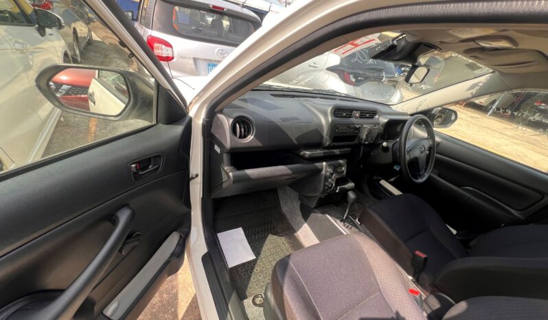2022 Toyota Probox Hybird full