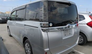 2020 Toyota Voxy full
