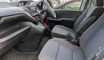 2020 Toyota Voxy full