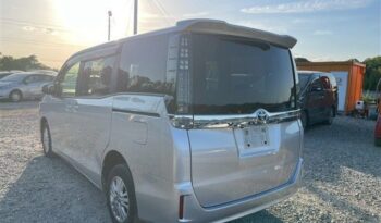 2017 Toyota Voxy full