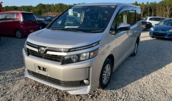 2017 Toyota Voxy full