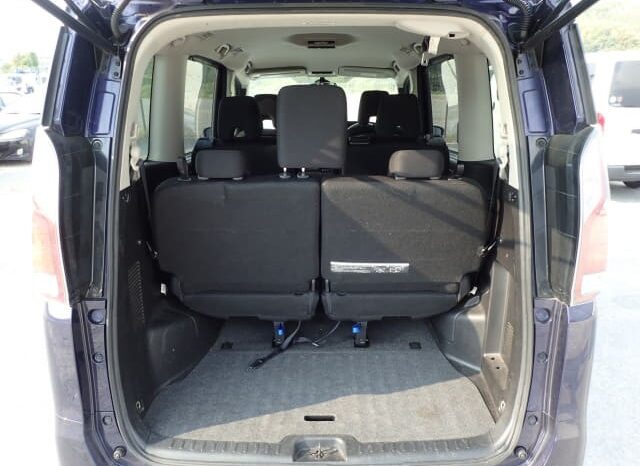 2021 Nissan Serena full
