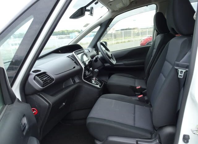 2022 Nissan Serena Hybrid full