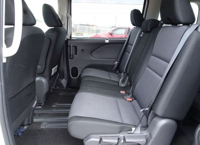 2022 Nissan Serena Hybrid full