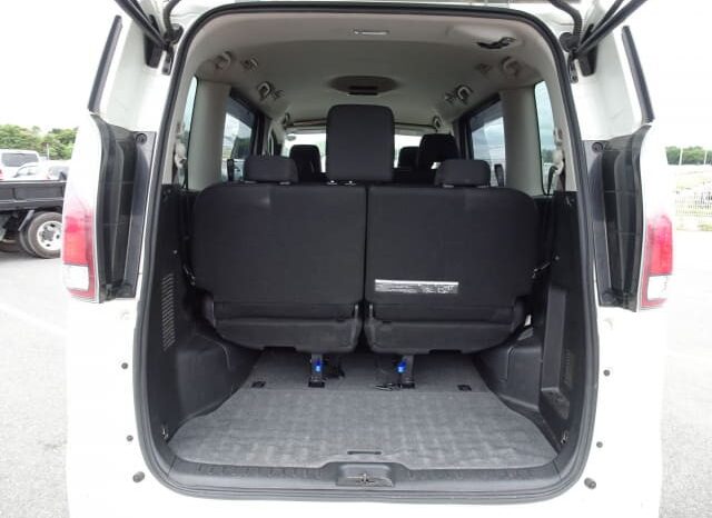 2022 Nissan Serena Hybrid full