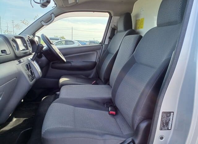 2020 Nissan Caravan NV350 Panel full